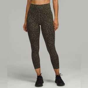 Lululemon Base Pace High-Rise Tight 25" Intertwined Camo Medium Olive Multi sz6